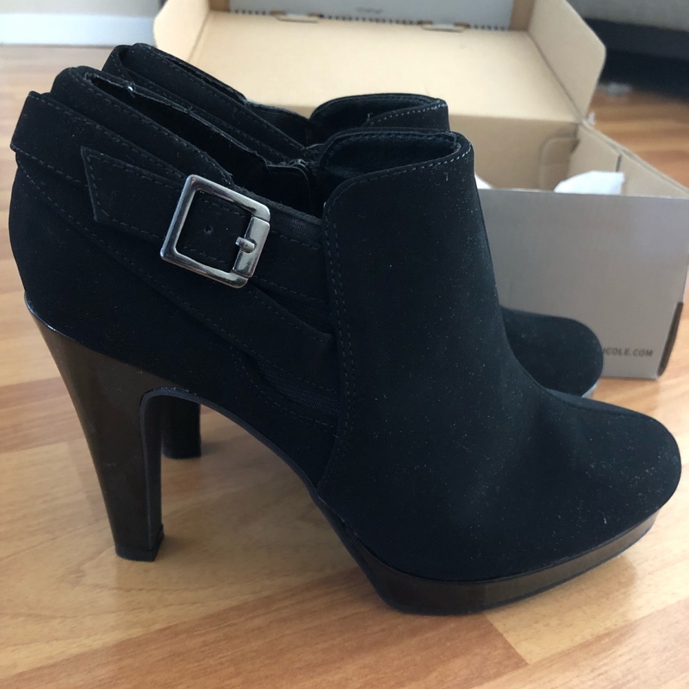 Unlisted Kenneth Cole